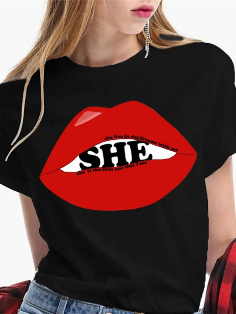 Fashion Sexy Red Lip Women T Shirt Funny Kiss Lips Print Ladies T-shirt Casual Basis O-collar Short Sleeves Female Tops Tees
