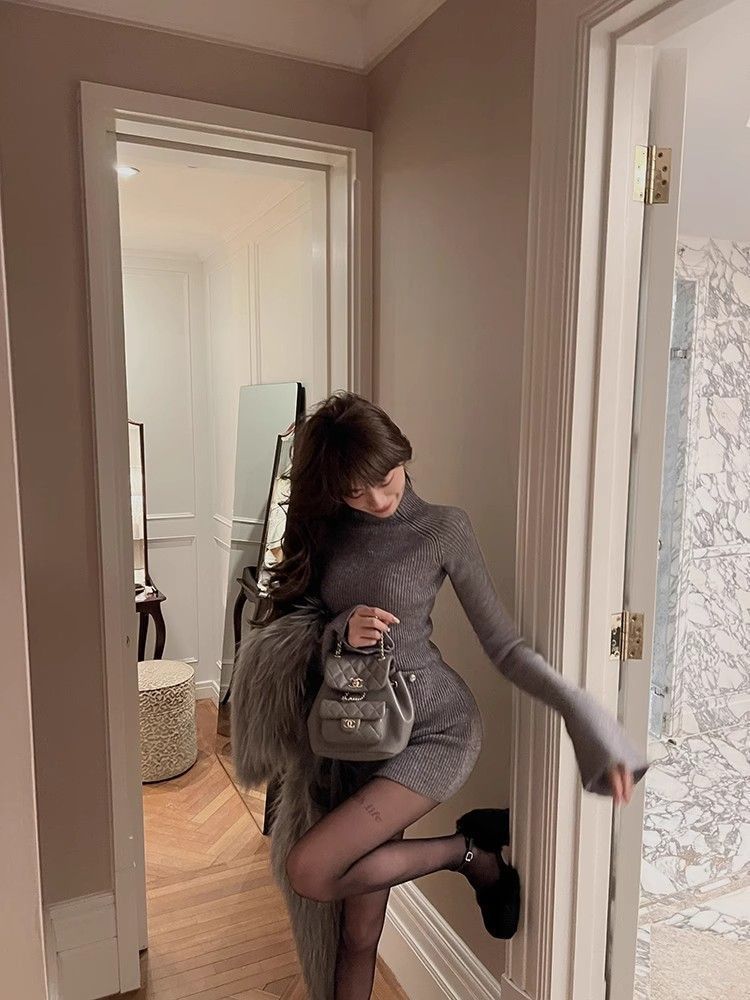 Fashion High Neck Knitted dress Children Autumn and Winter 2024 New High-end Sense Small Inner Base Hip Skirt
