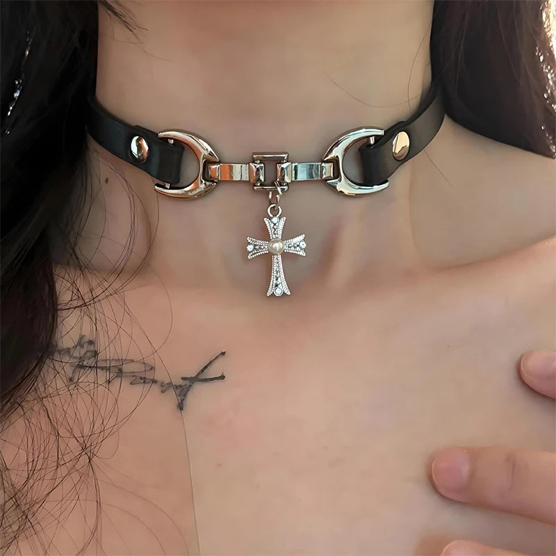 Hot Girl Style Wine Red Leather Cross Choker Collarbone Chain Whitening Necklace